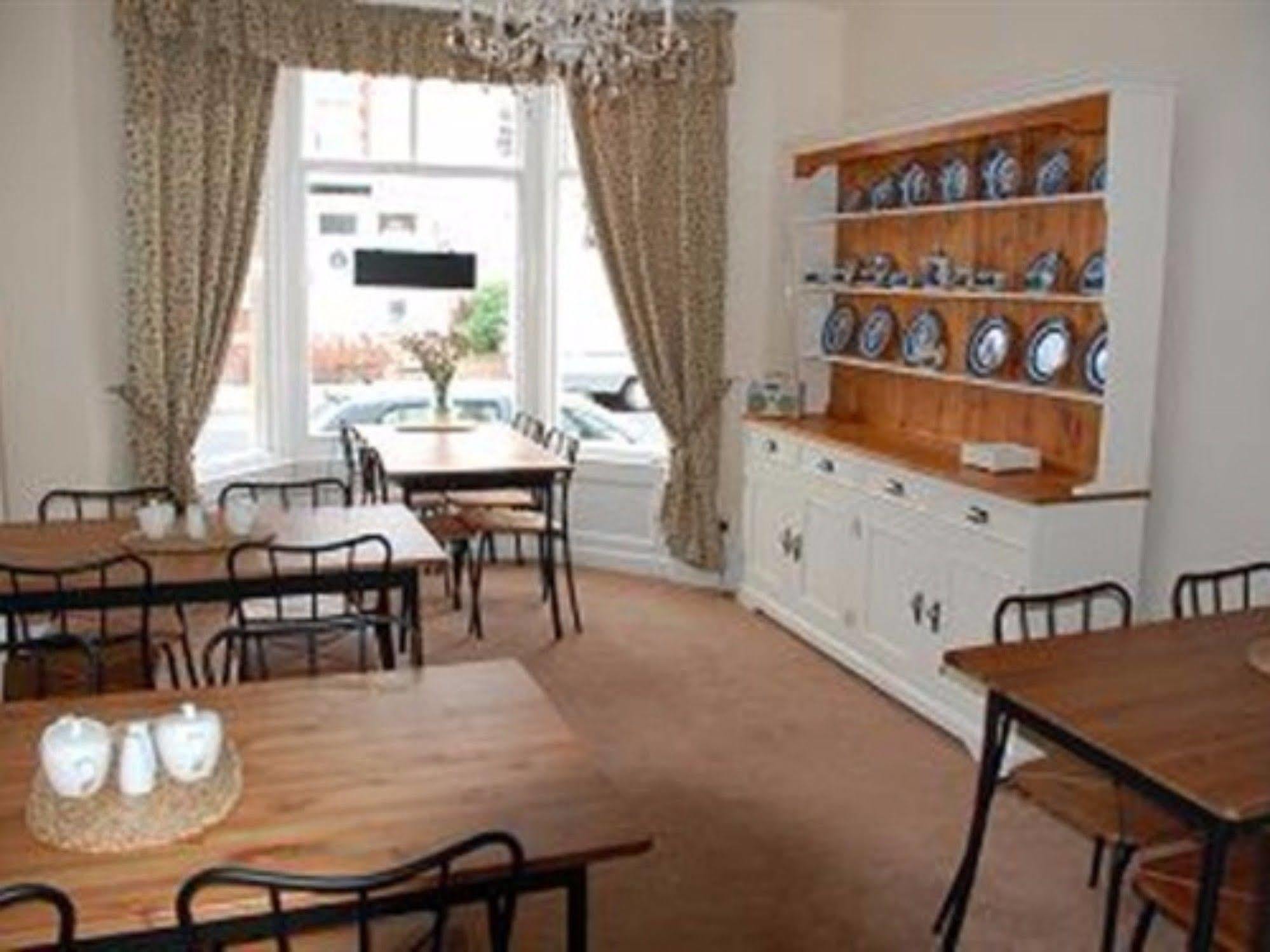 Eden House Bed & Breakfast Blackpool Ngoại thất bức ảnh